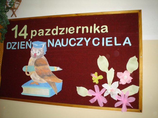 KAŻDY  Z  NAS  NAUCZYCIELA  MIAŁ.....14.X.. DZIEŃ EDUKACJI NARODOWEJ