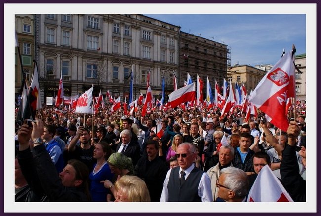 18 kwietnia 2010 r. Kraków  pogrzeb Prezydenta Polski Lecha Kaczyńskiego i jego żony Marii