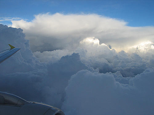 NIE UTOŻSAMIAM SIE Z NIKIM