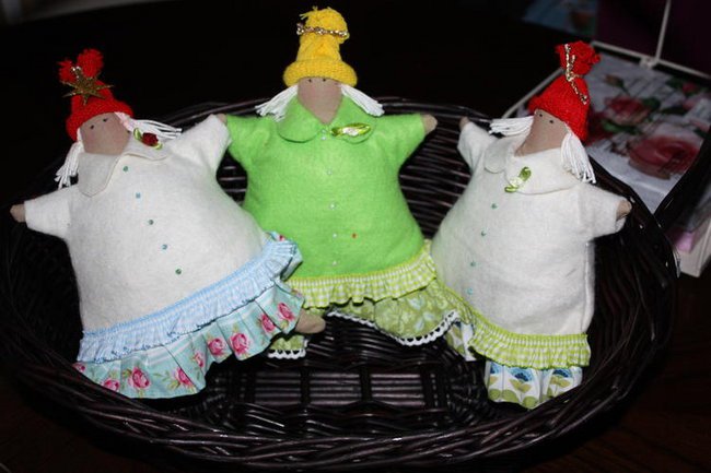 Zaczarowany bal moich lal........dla Grazki od Heni...)*