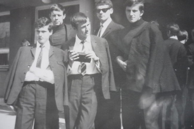 czas  szkoły i  młodości...