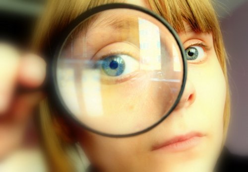 Kochanie, gdzie jesteś?  Na polowaniu.   A co to tak tam dyszy?   Niedźwiedź.Życzę dobrej nocy...