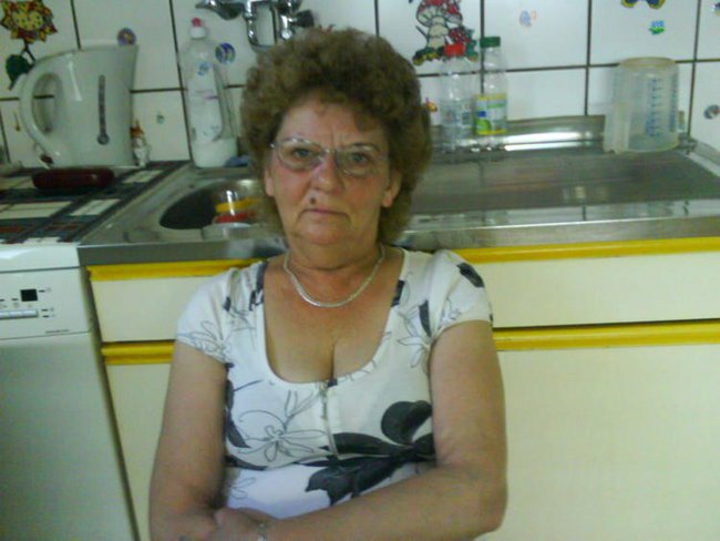 MOI MILI TEN SLAJDZIK JEST DLA WAS  MOI PRZYJACIELE DZIEKUJE ZA PRZYJAZN