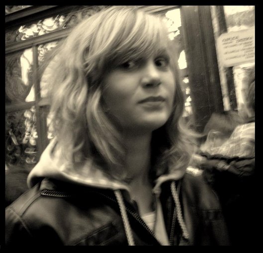 słuchaj , skarbie jesteś dla mnie wszystkim; *