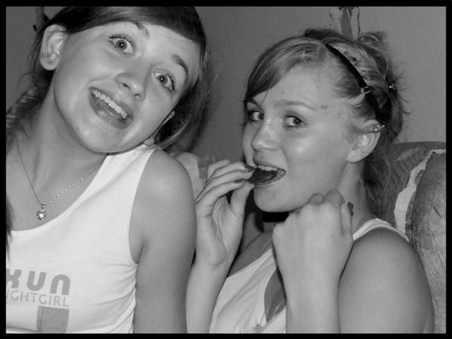 nawet sobie nie wyobrażasz ile radości sprawia mi to, że po prostu jesteś. ; * !