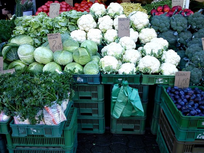 WARZYWNIACZEK   07-11-2011-2 R