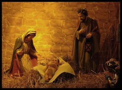 WESOŁYCH NADCHODZĄCYCH ŚWIĄT BOŻEGO NARODZENIA