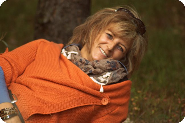 TYLKO MNIE KOCHAJ ...