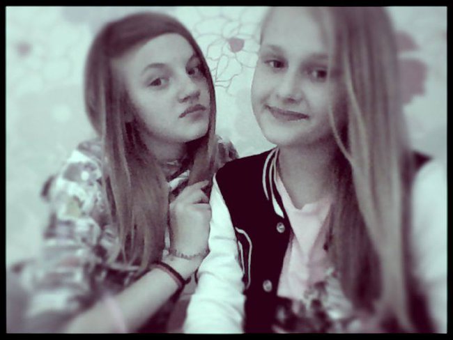 Takieee taaam Xd ;  *