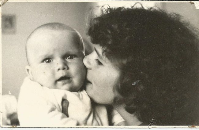 MOJEJ UKOCHANEJ MAMIE...