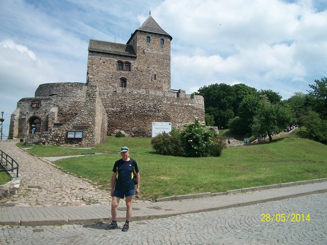 JEDZ, MÓDL SIĘ, KOCHAJ I ZWIEDZAJ...