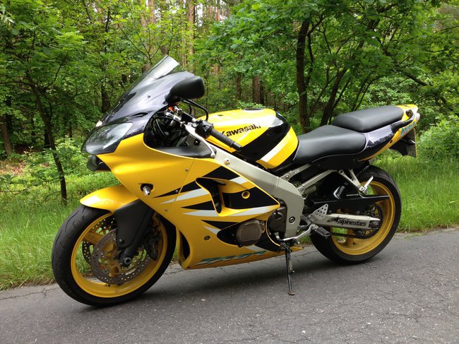 kawasaki zx6r !!!