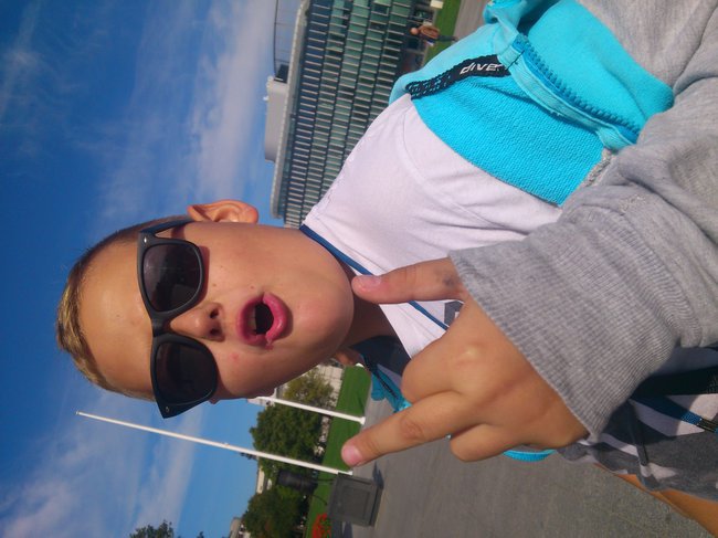 konrad kompromitacja