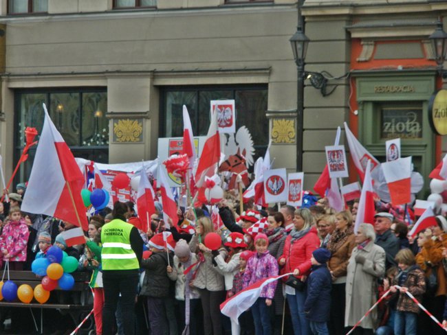 MARSZ NIEPODLEGŁOŚCI we WROCŁAWIU w dniu 11 listopada 2015 r.