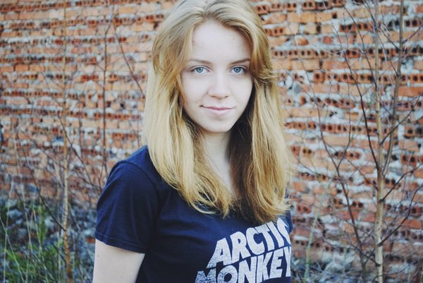 HOT OSIEMNASTKO MOJA