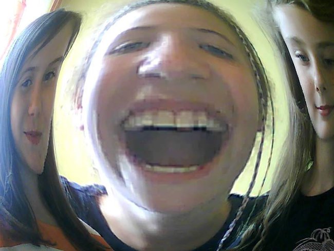 Monika ma 14 latek XD