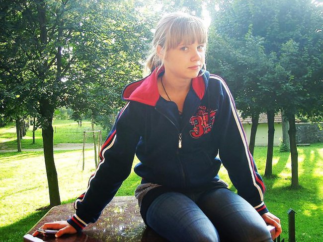 Droga Asiu dziś kończysz 18 lat więc życzę ci dużo miłości