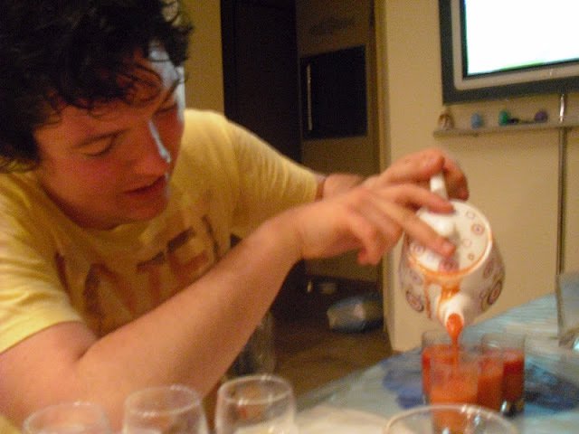 Ostatni co tak melanż prowadził