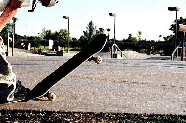 SKATEBORD.